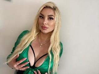 Luxuria - dancing with stars , meeting new people and streaming - My name is Luxi yor blond cute frient who can drive you mad ,but be carefull I might be addictive  ;)