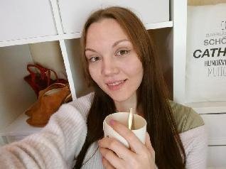 Cathrin-Ann - Sports, music, cooking and baking - Hey loves,

I would like to flirt a little and see what comes up!

Am curious what awaits me here :-)